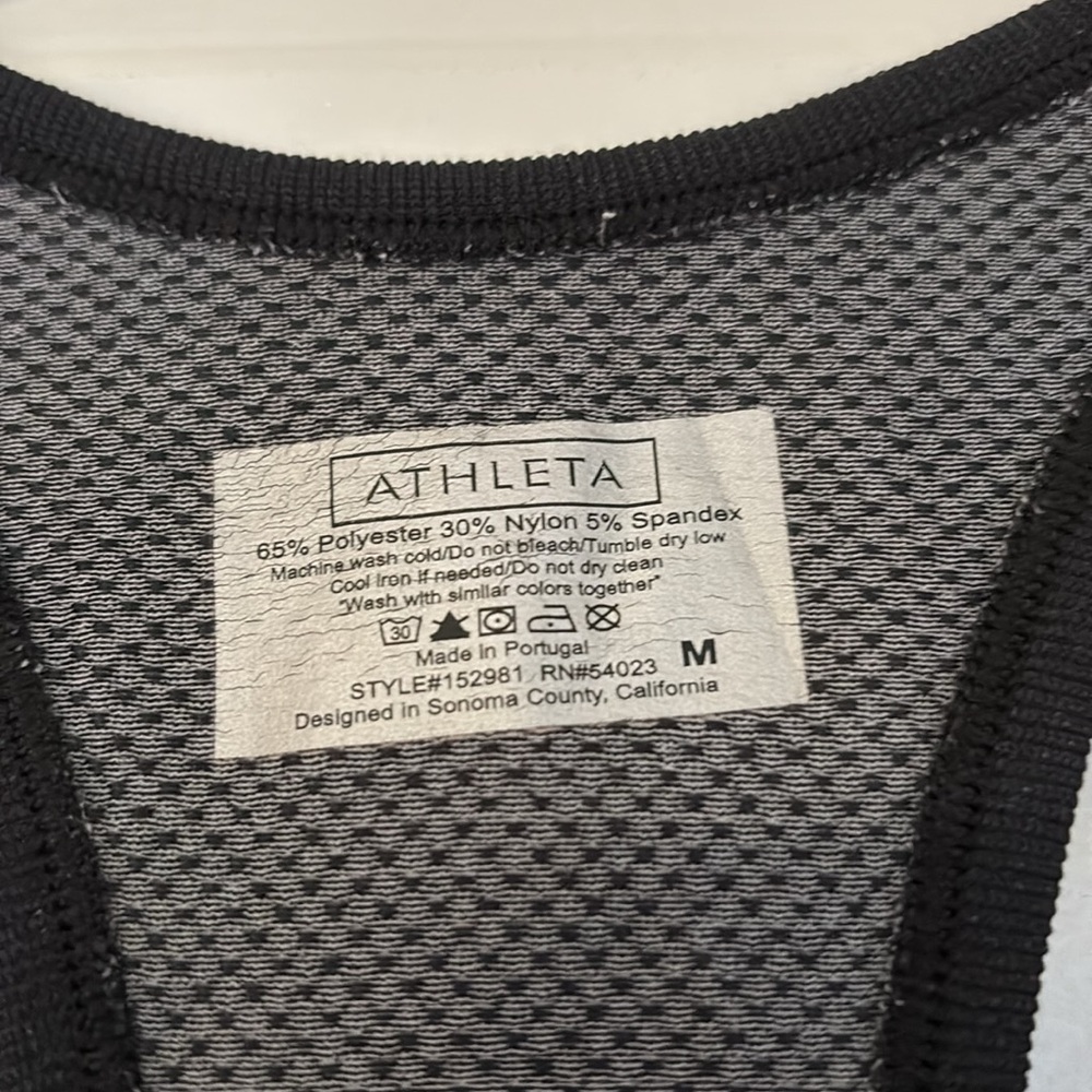 Athleta Top - Picture 2 of 4